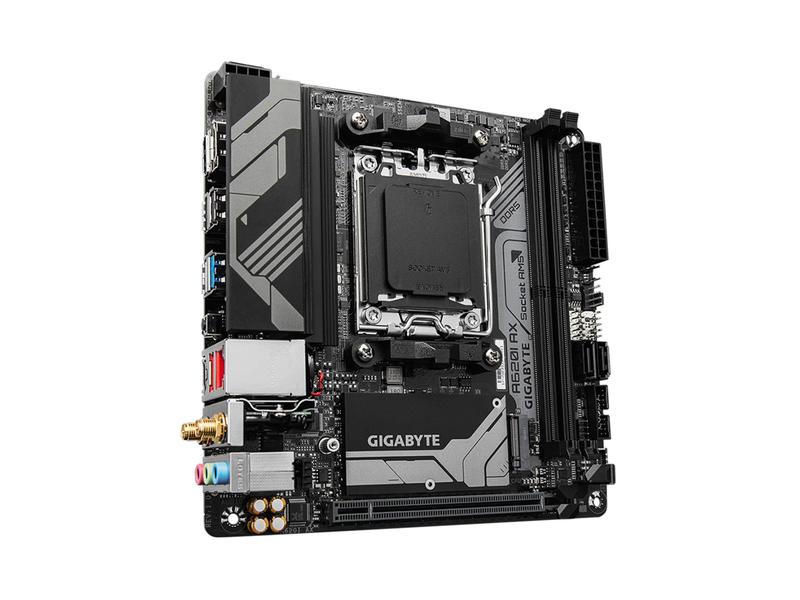 Placa-Mãe GIGABYTE A620I AX - AM5/LGA 1718/DDR5/M.2 - Placa Mãe